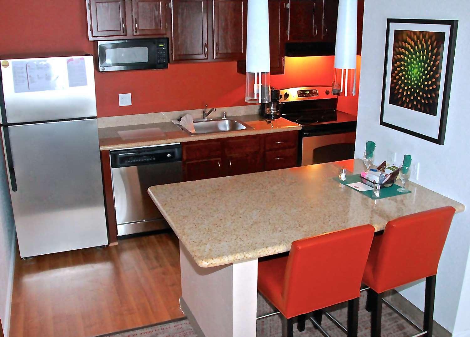 Sens Livermore; Surestay Collection By Western Hotel Livermore