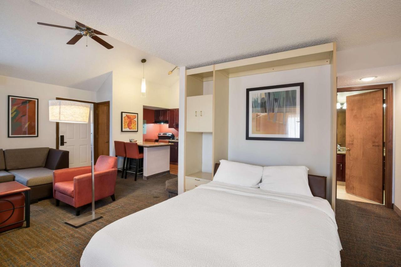 Hotel Sens Livermore; Surestay Collection By Western Livermore