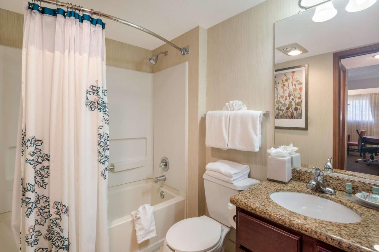 Hotel Sens Livermore; Surestay Collection By Western 3*