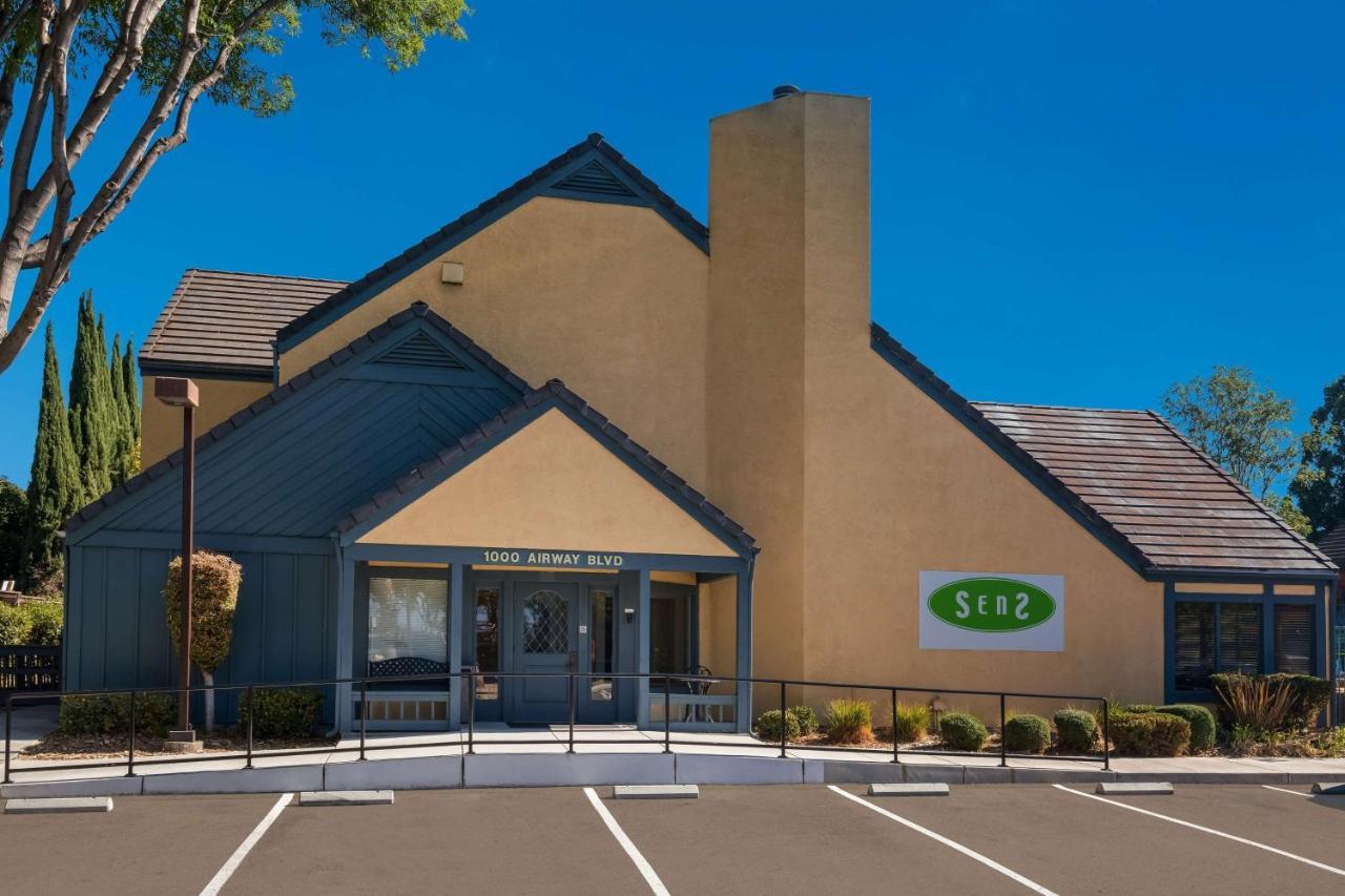 Hotel Sens Livermore; Surestay Collection By Western Livermore