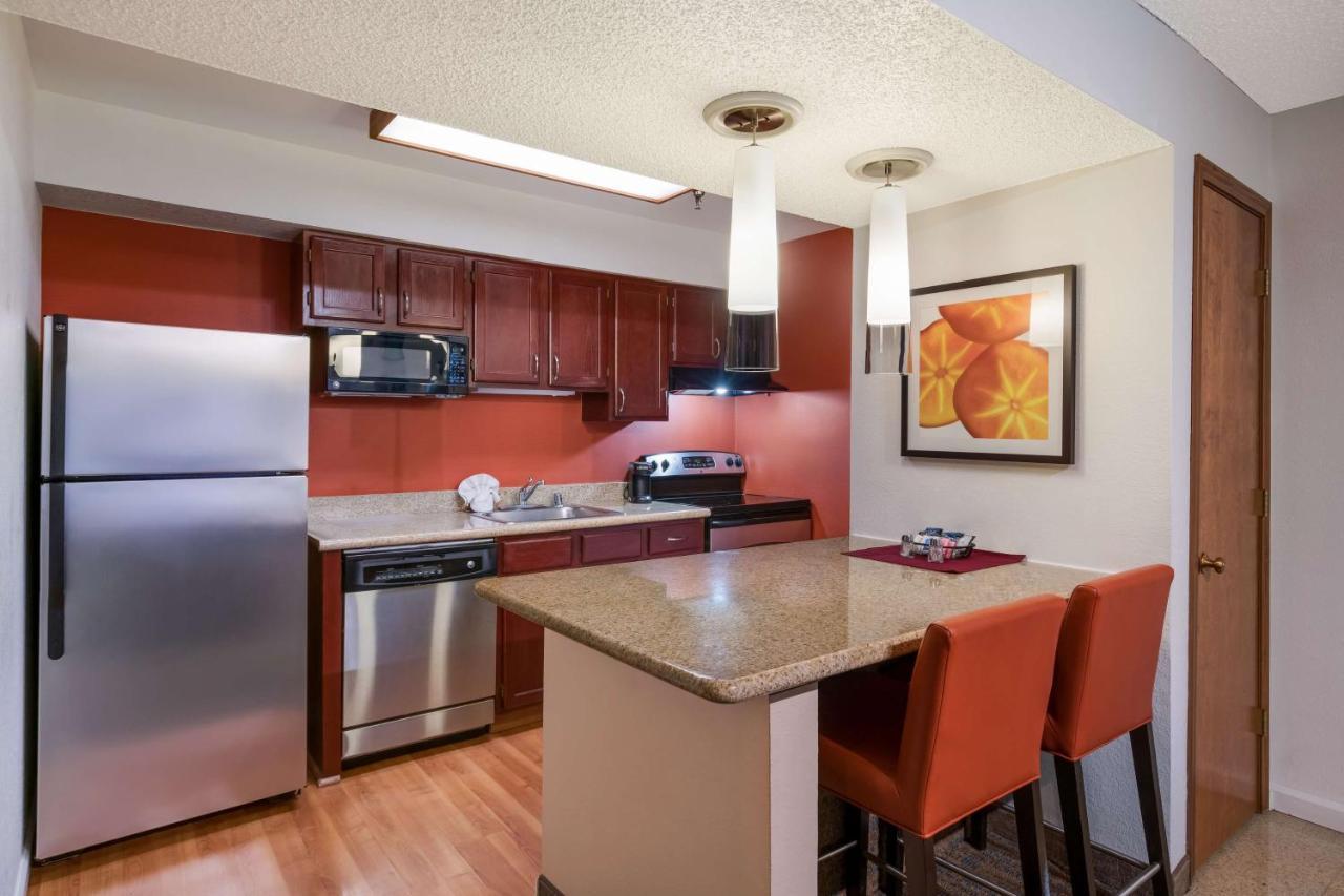 Hotel Sens Livermore; Surestay Collection By Western